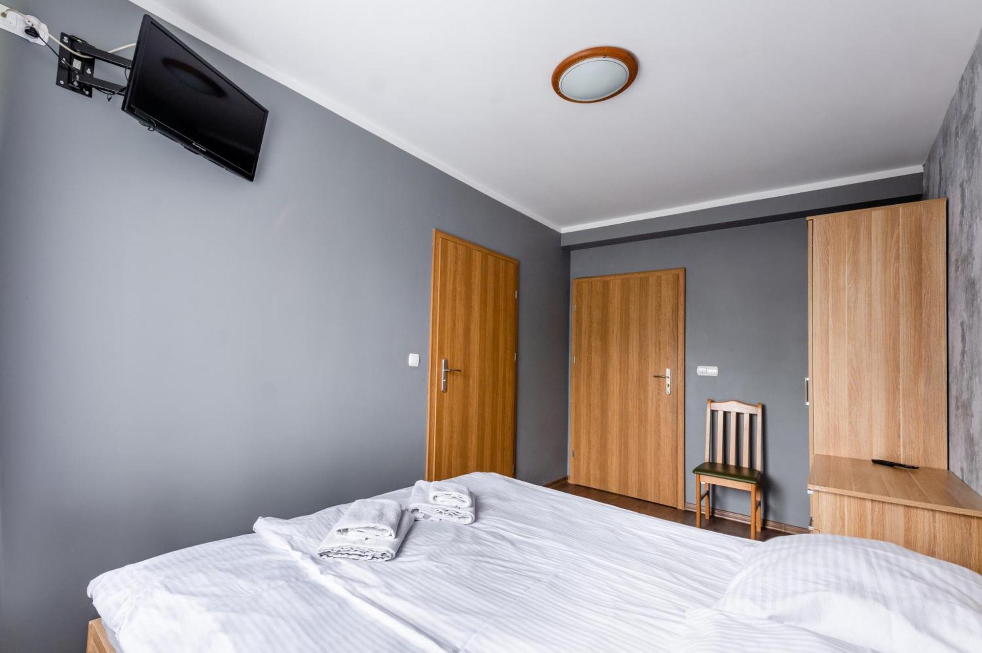 Sleep&Go Lubliniec Exterior foto